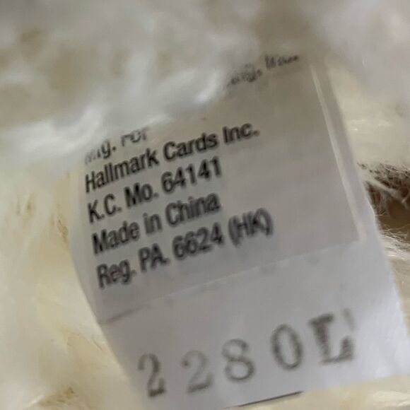 Hallmark White Bear With Red Velvet Zipper Gift Pouch Valentines Love Gift 6X 5 - Picture 9 of 16